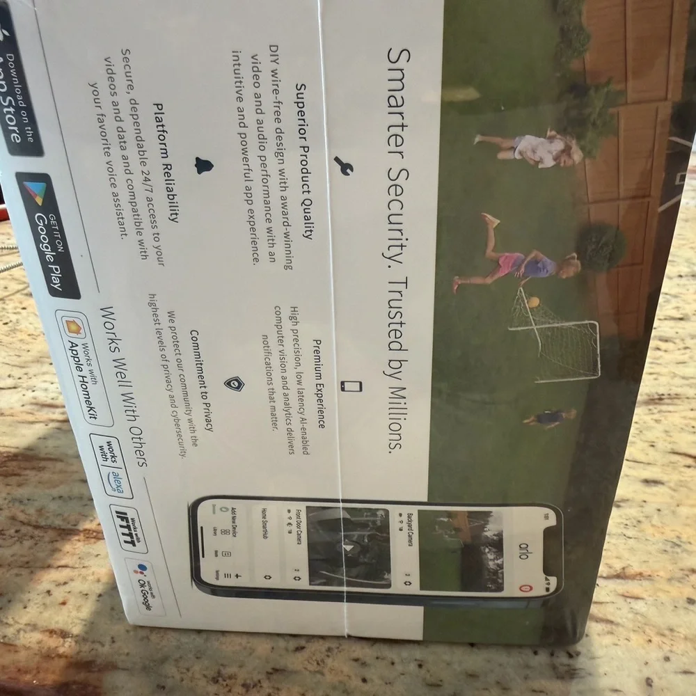 Arlo White Wireless Security Camera System - 3 Pack